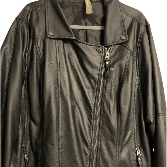 Women’s (worn once!) Leather-Like Jacket - Picture 3 of 4